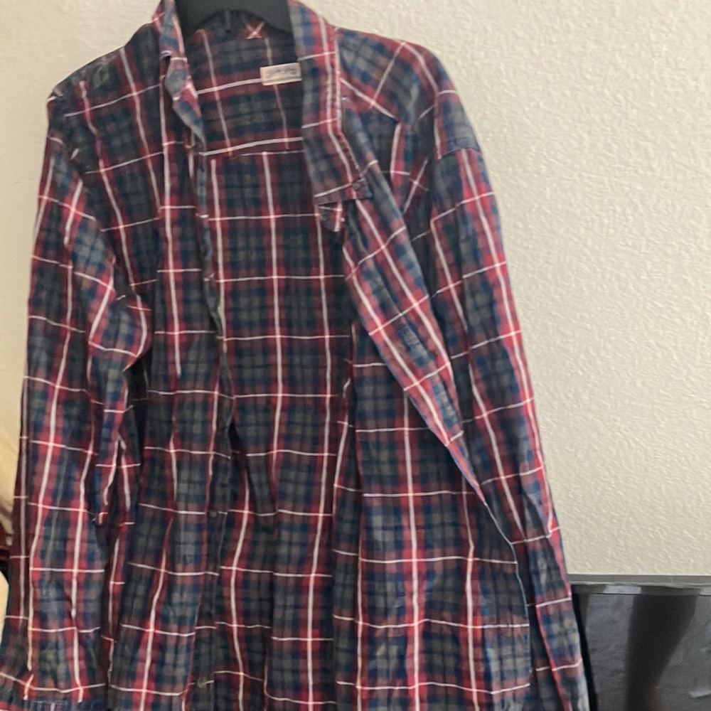 FINAL MARKDOWN Faded glory men’s shirt xlt